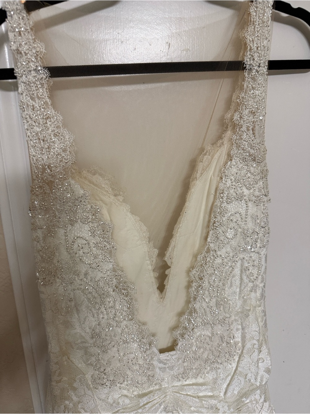 OLVI'S Ivory Beaded Lace V-Neck Slip
